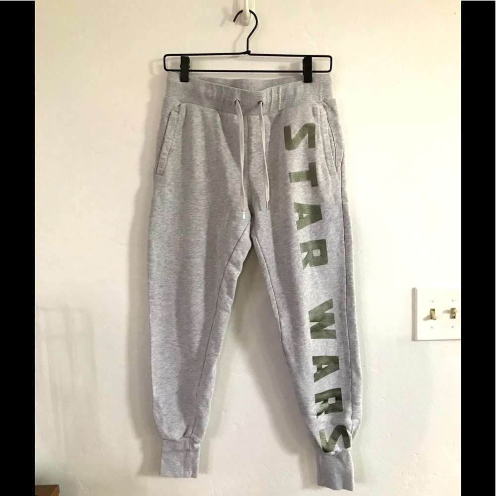 Star Wars joggers 💫